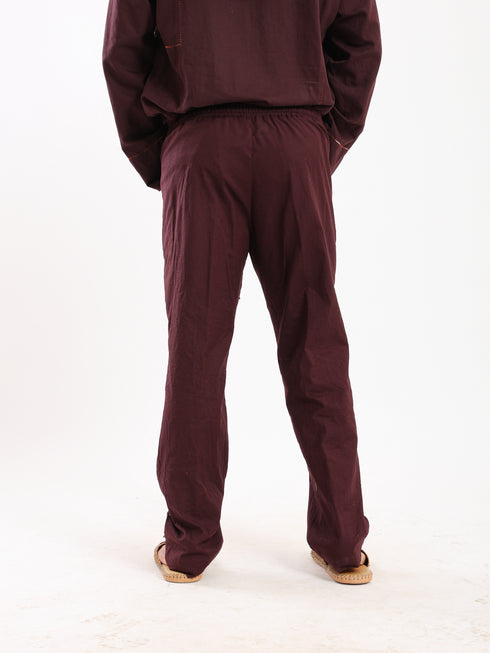 Straight leg cotton pants with patch pockets on the front