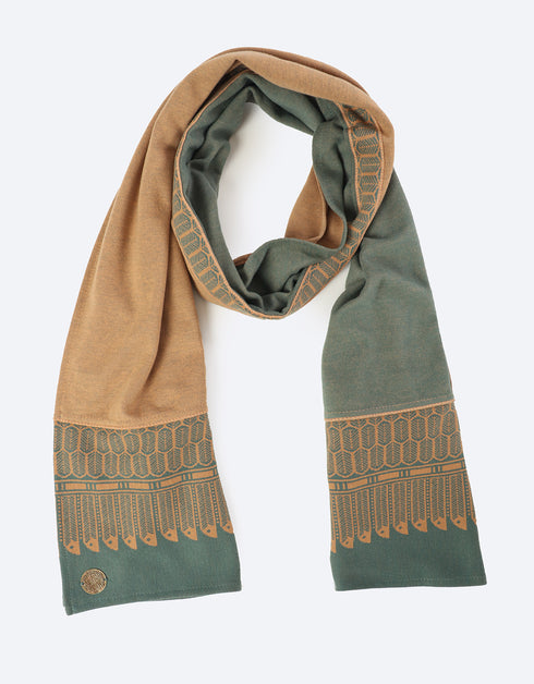 Patterned jacquard printed shawl